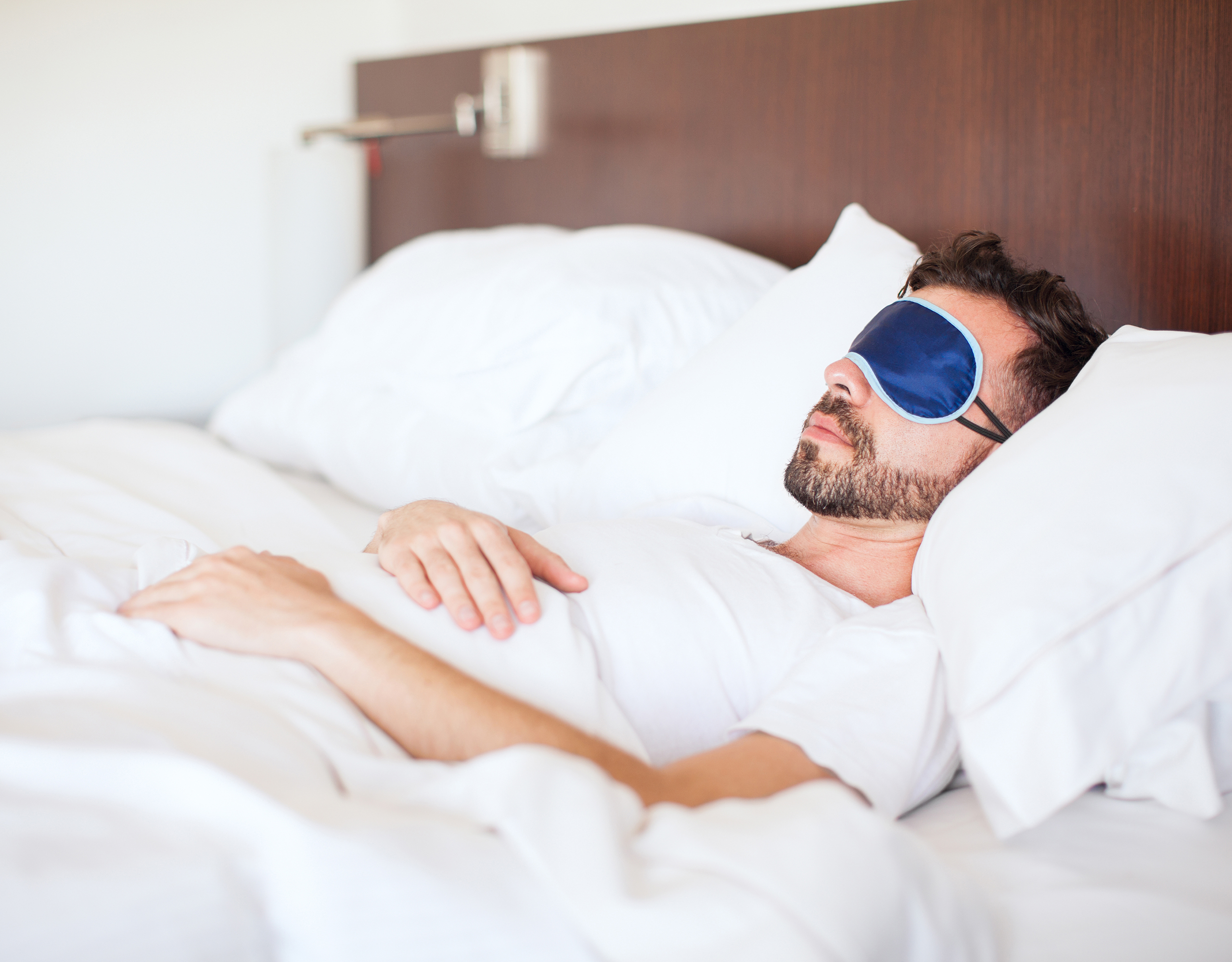 mansleepmask-blog1-2560x2000